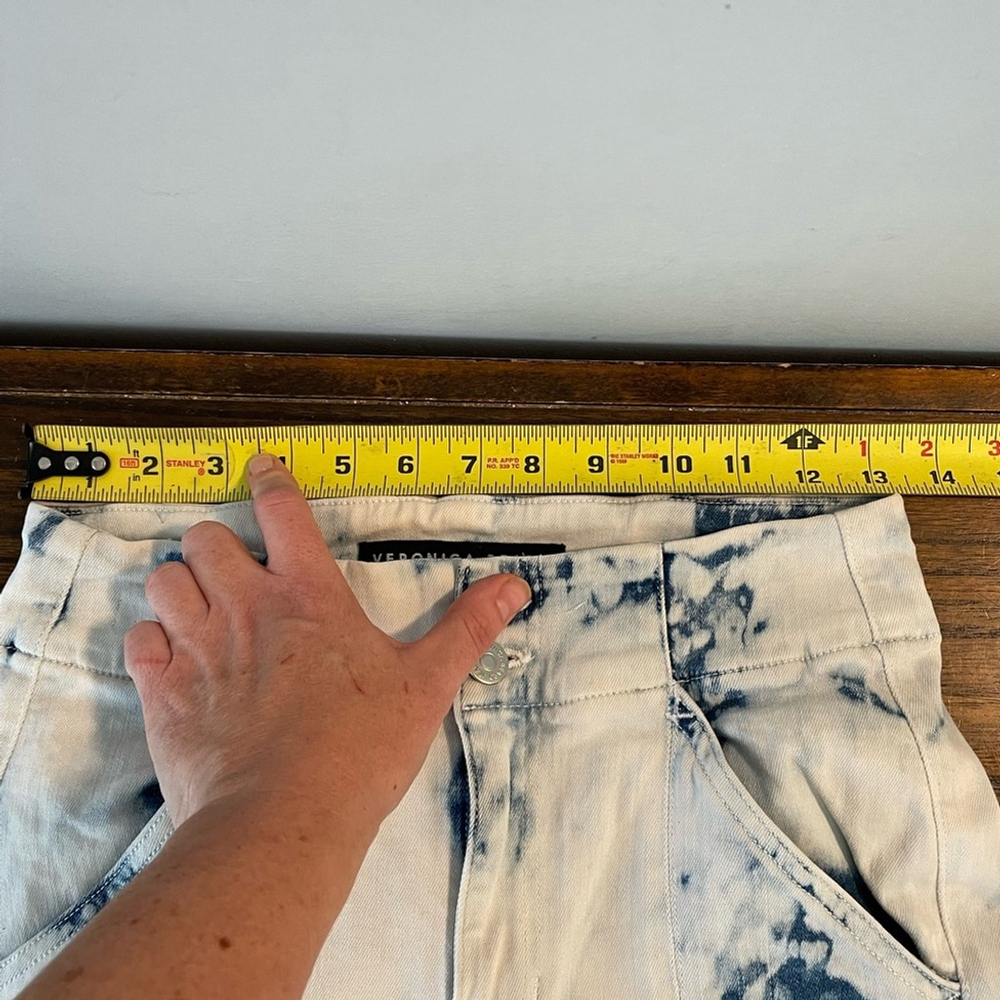 Veronica Beard, sz 25/0, Kallie Straight High Rise light wash tie dye crop jeans - Picture 12 of 12